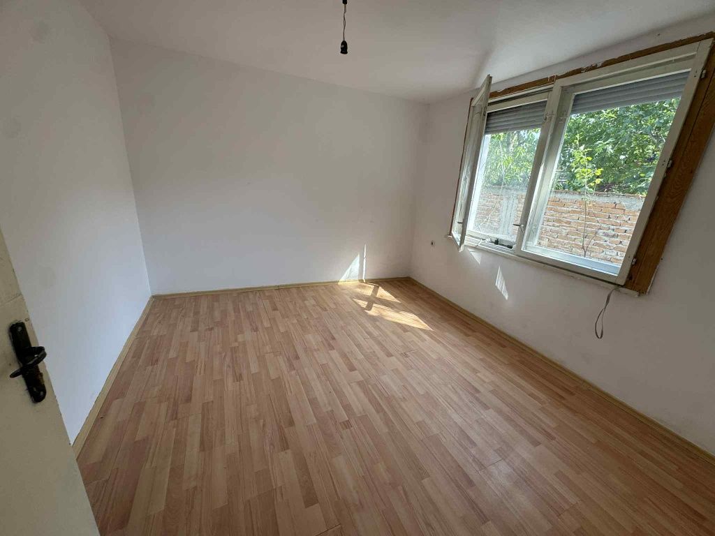 Продава се Къща в Видин, Строител - 60 кв.м за 1020 €/кв.м - Снимка #3