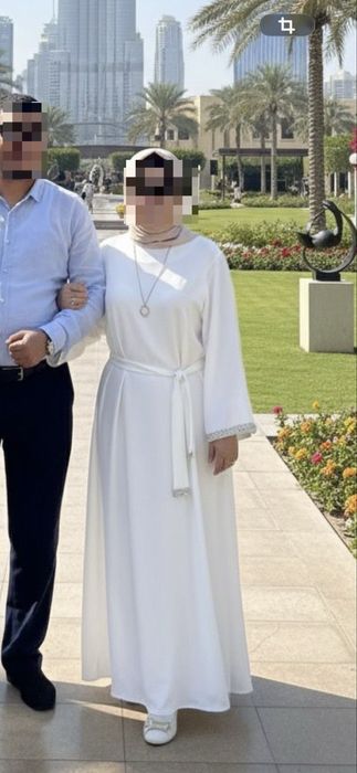 Продам белое вечернее платье