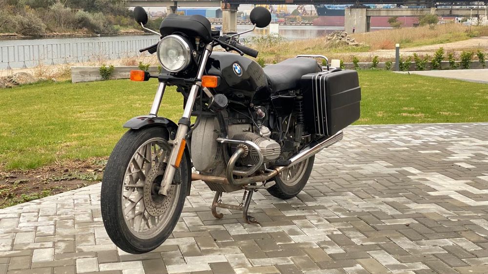Motocicleta clasica BMW R65