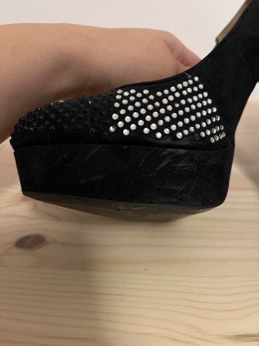 Pantofi cu toc Zara