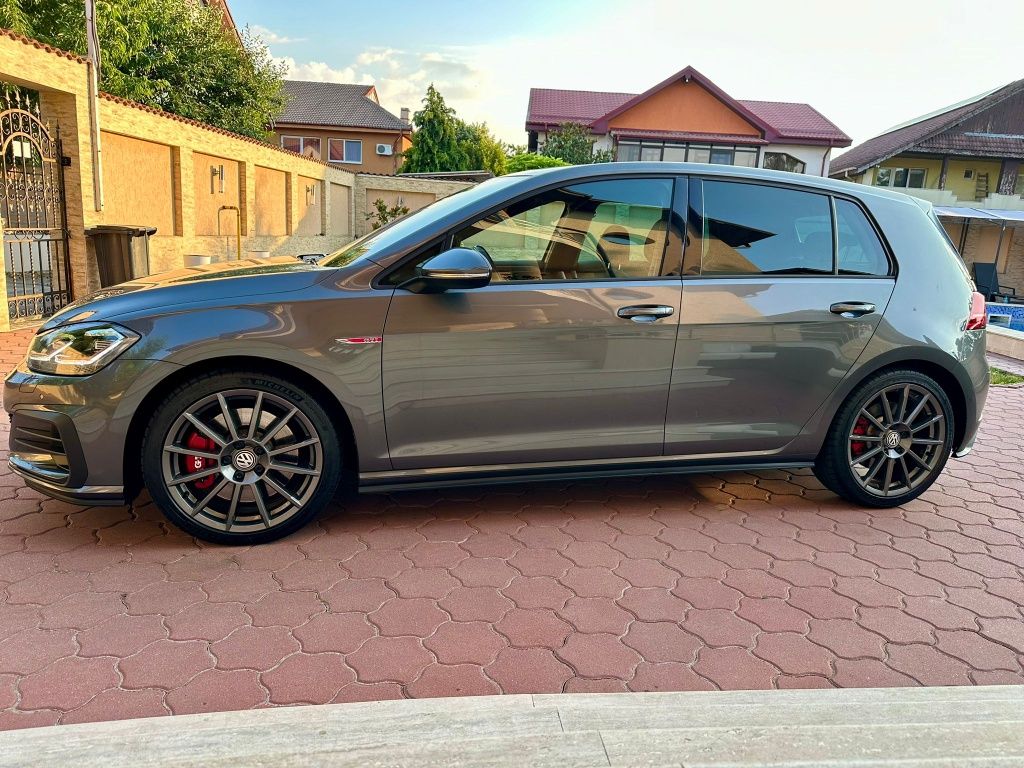 Volkswagen Golf 2.0 TSI DSG GTI