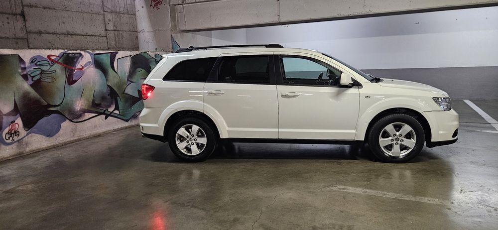 FIAT FREEMONT, 2.0 diesel, an 2013, 4x4, Manual, 7 locuri, Acte la  Zi