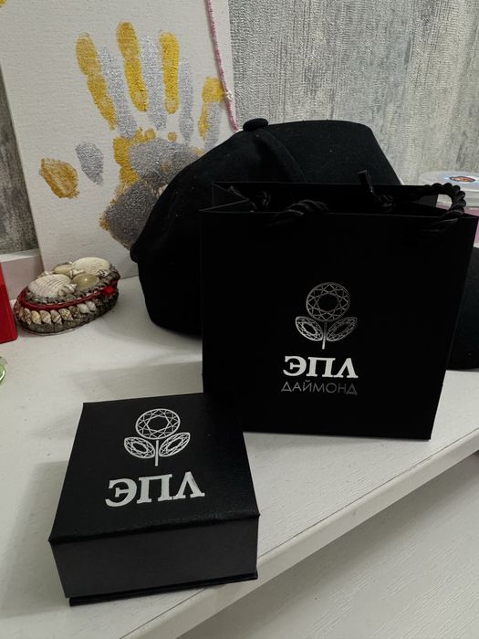 Продам пусеты с бриллиантами EPL Diamond