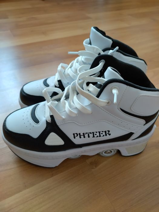 Adidași/Ghete cu roți/Role