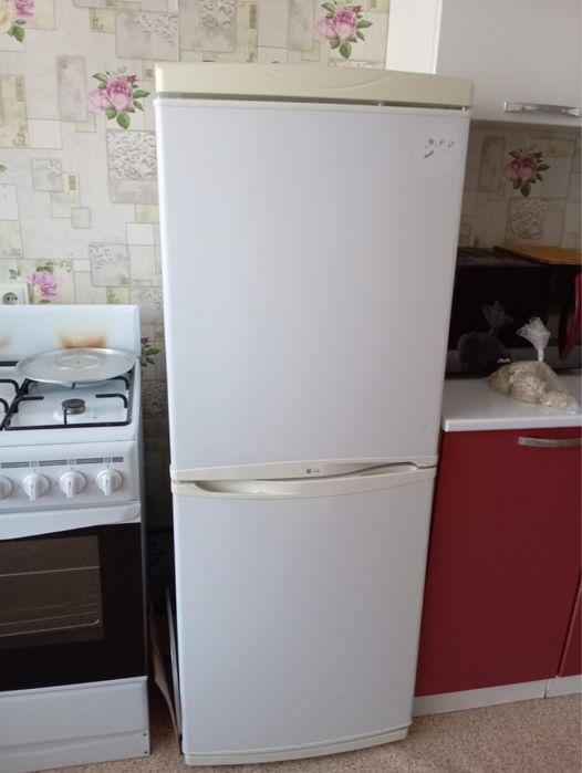 Продам холодильник Lg