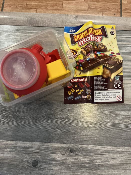 Игрушки, набор для изготовления шоколадных фигур