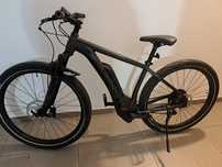 Bicicleta electrica CUBE, roti pe 29