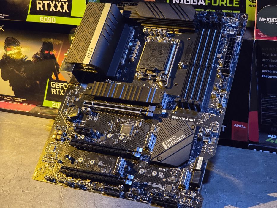 Материнская плата Z690-A PRO