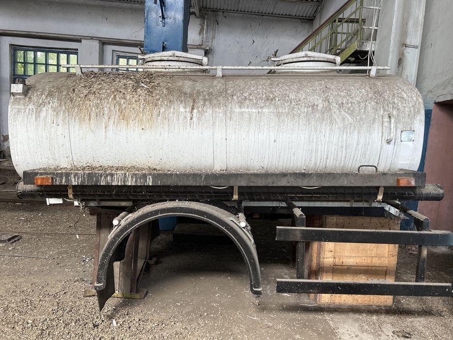 Автоцистерна для пищевых жидкостей ОТА -3307