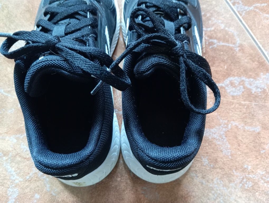 Pantof sport Adidas Run Falcon 2.0 măsura 31 băieți