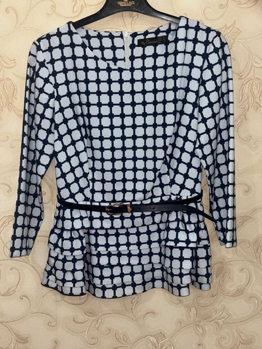 Продаются женские платья