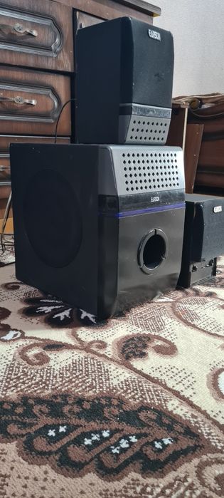 Сабуфер сотилади