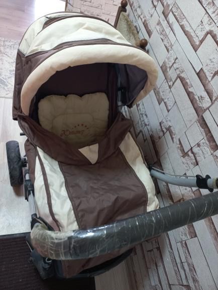 Продам отличную коляску