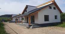 Case pe structura metalica