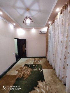 Янги курилган замонавий домдан 1 хонали 35 кв уй сотилади.