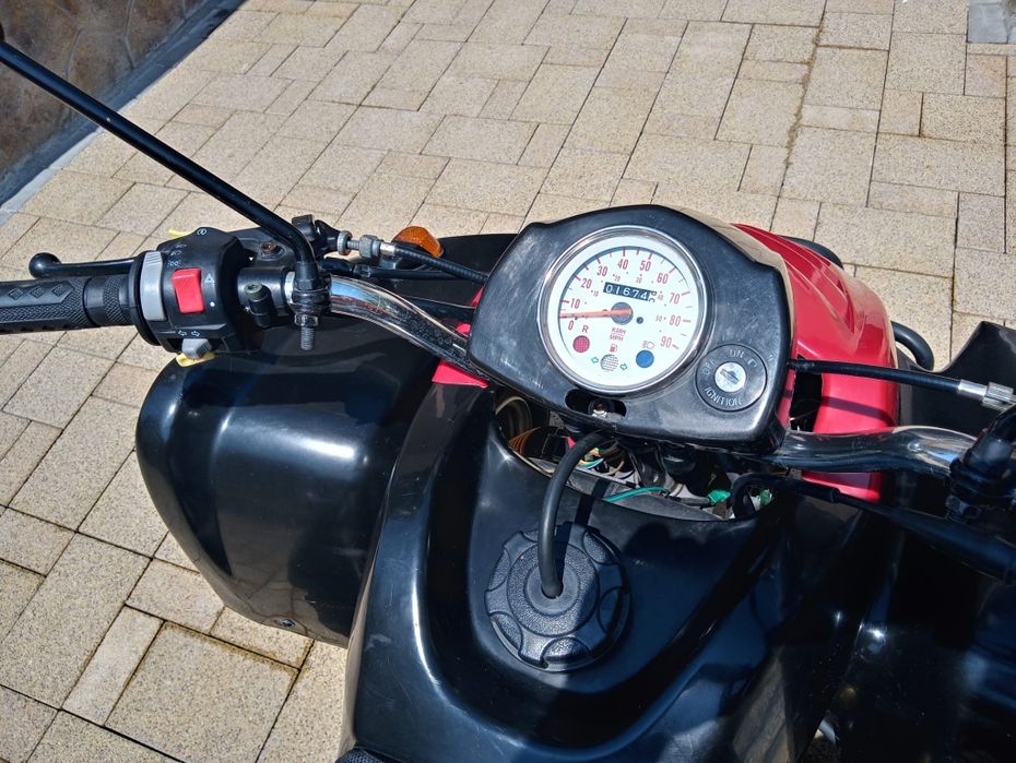 Vând ATV 150cc .
