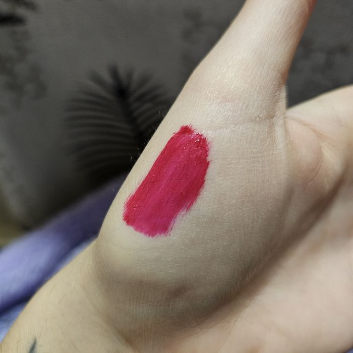 Чисто ново течно матово червило Lime crime