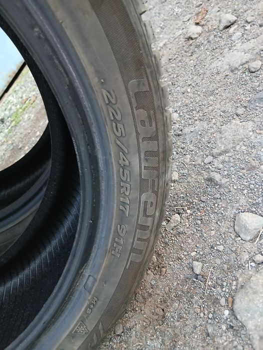 Зимни гуми Laufenn I FIT