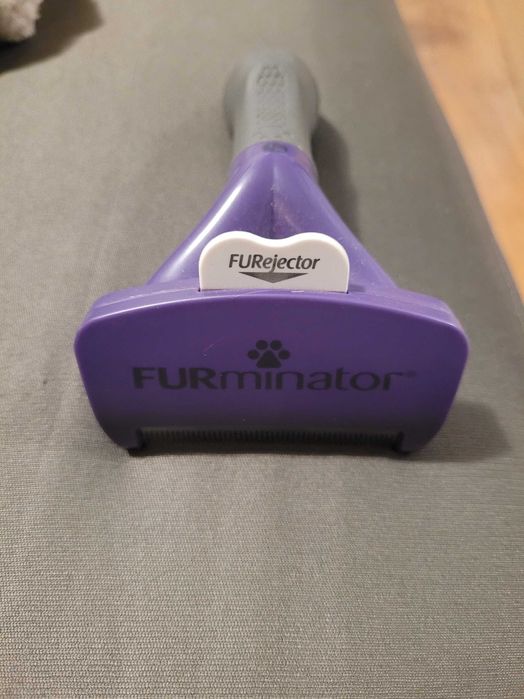 Perie pisici par mediu/lung Furminator original