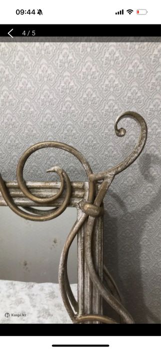 Кровать/ зеркало