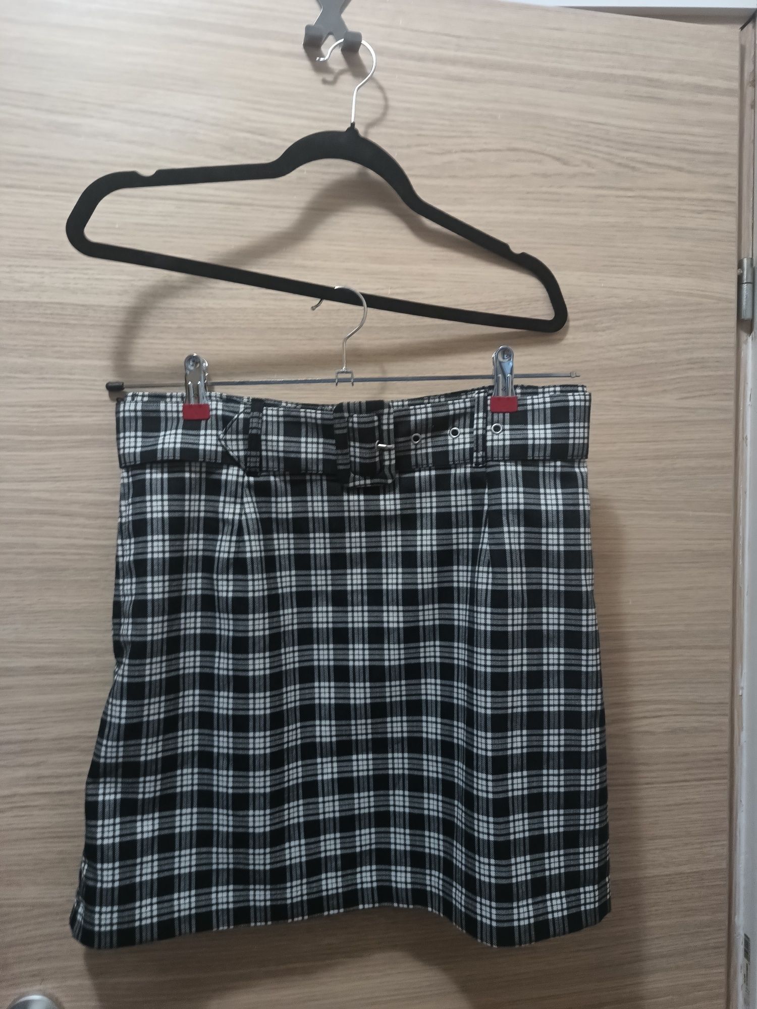 Fustă H&M, stare foarte bună