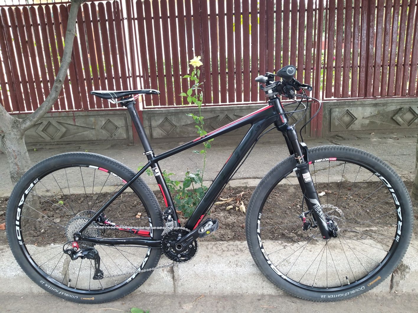 Bicicleta 29-er Superior Mărimea M cu XT M8000