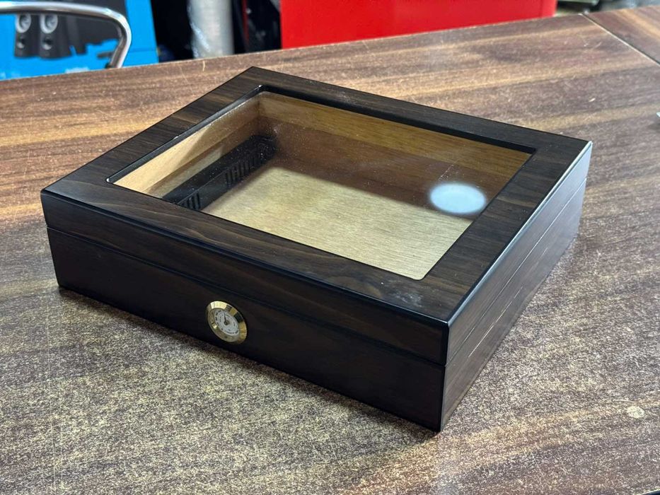 Кутия Хумидор за пури