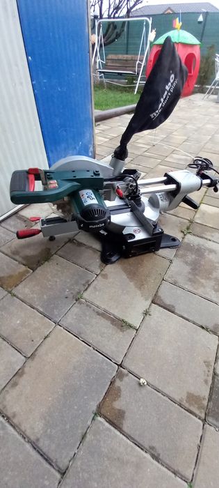 Circular staționar culisant Metabo kgs 216 m