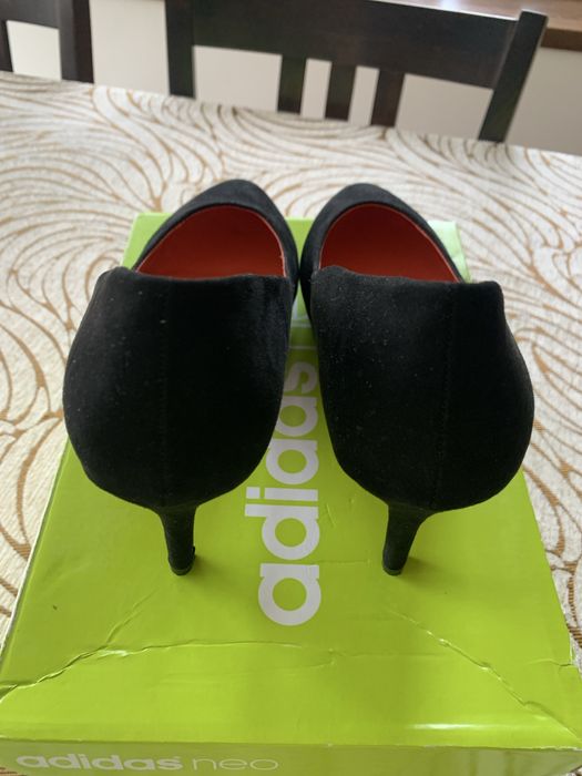 Pantofi cu toc eleganti BonPrix NOI marime 40