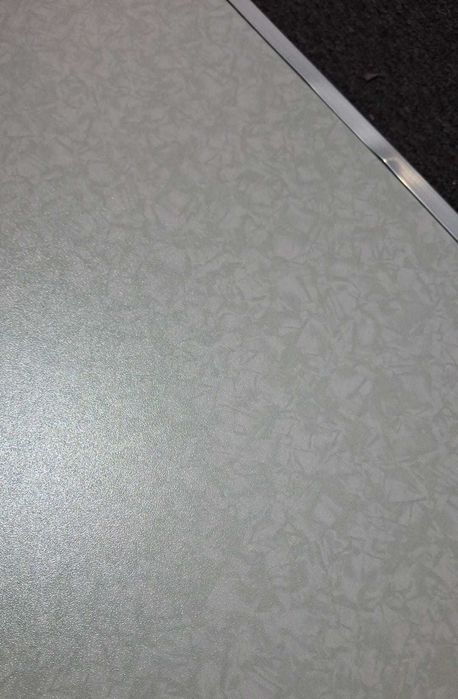 Masa pliabila, 60x45x56 cm, aluminiu, usoara, alb si argintiu