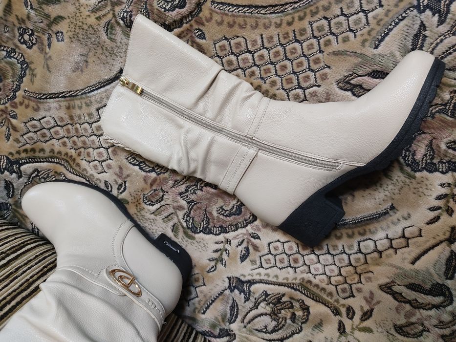 Сапоги весенние и ботильоны