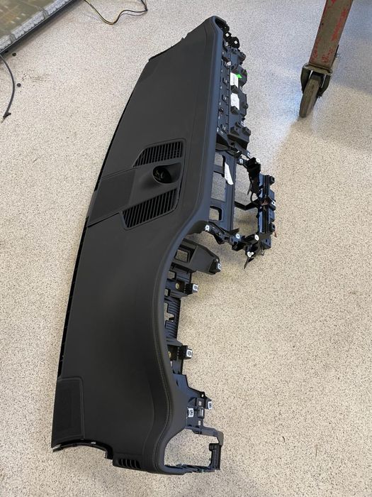 Plansa bord porsche cayenne