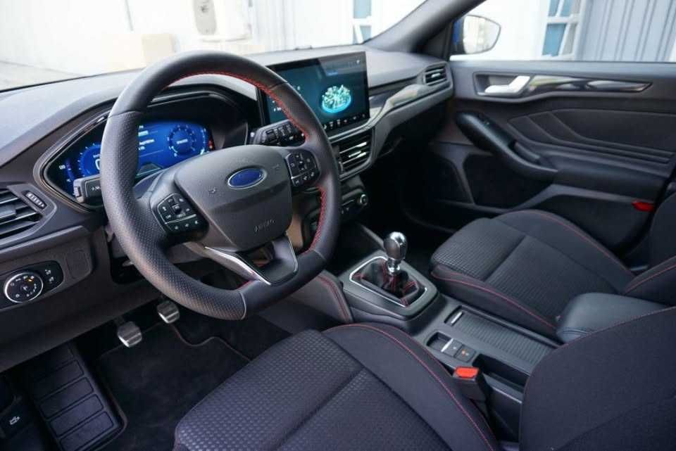Ford Focus 2023 1.0T EcoBoost mHEV155 CP km full istoric reprezentanta