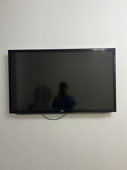 LG Smart TV с пультом и интернетом