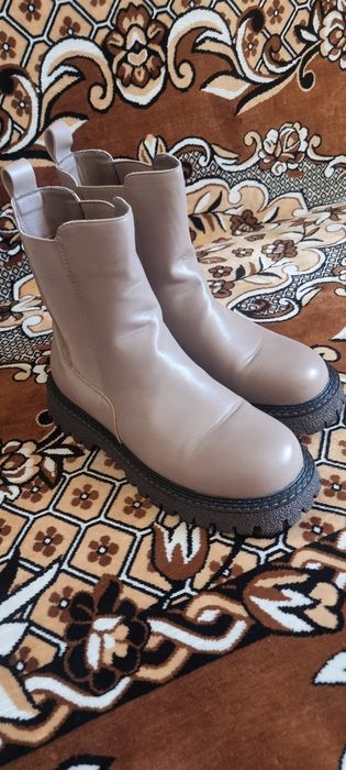 Продам осень-весна ботинки