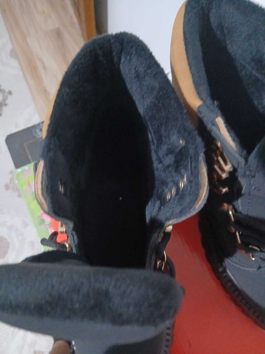 Зимни боти Гуесст чисто нови