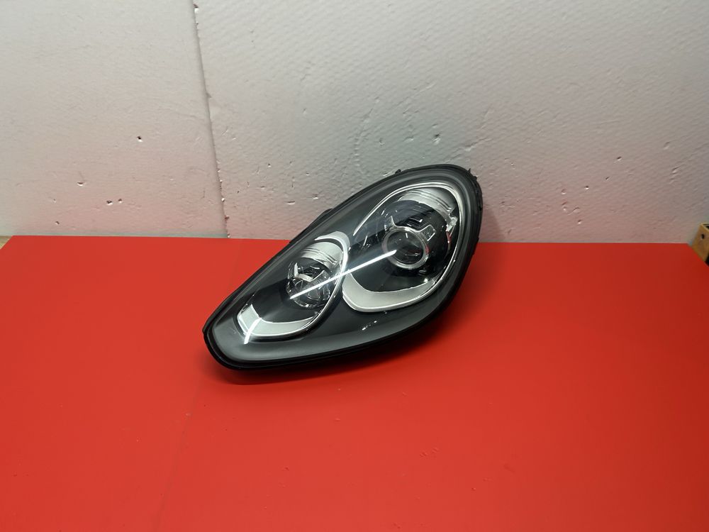 Far faruri Porsche Cayenne 7P facelift bi xenon adaptiv 2014-2018