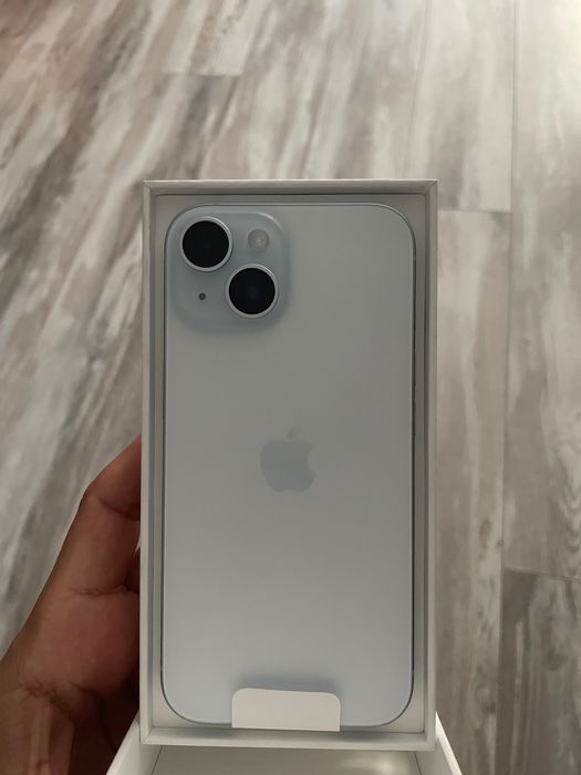 Apple 15 новый за 370.000