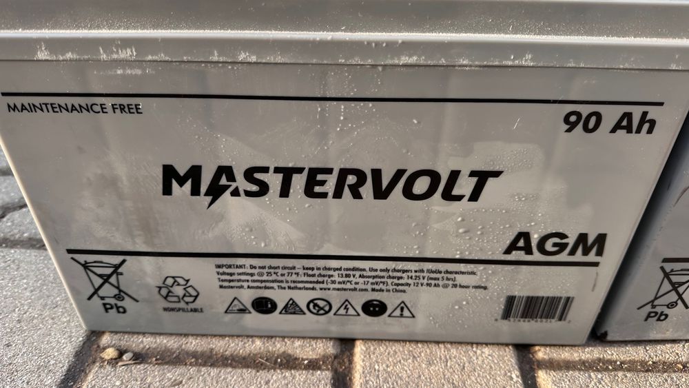 AGM акумулатори на марката Mastervolt