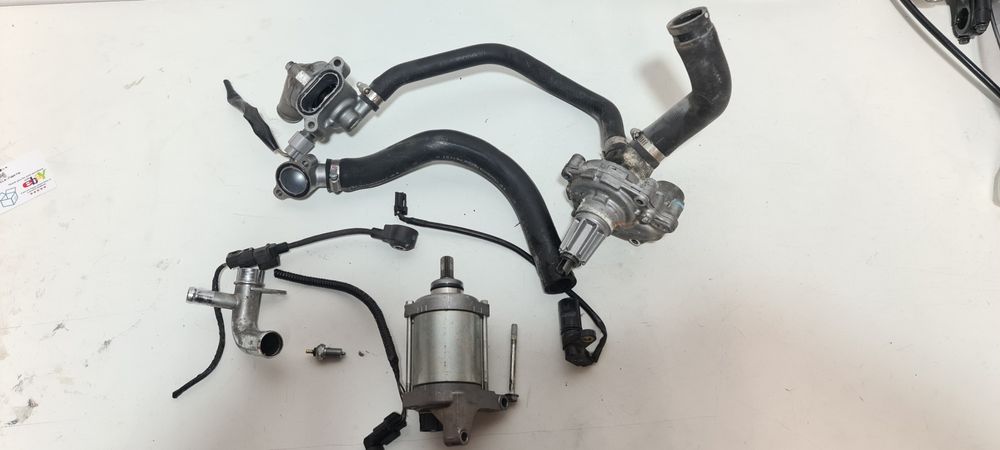 Senzor motor neutral viteza termostat electromotor CBR 600RR  Honda