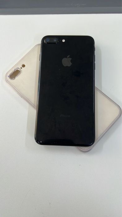 Продам айфон 7+ в хорошем состояние
