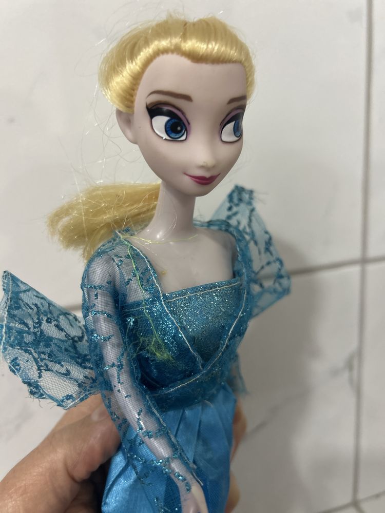 Кукла Елза в синьо