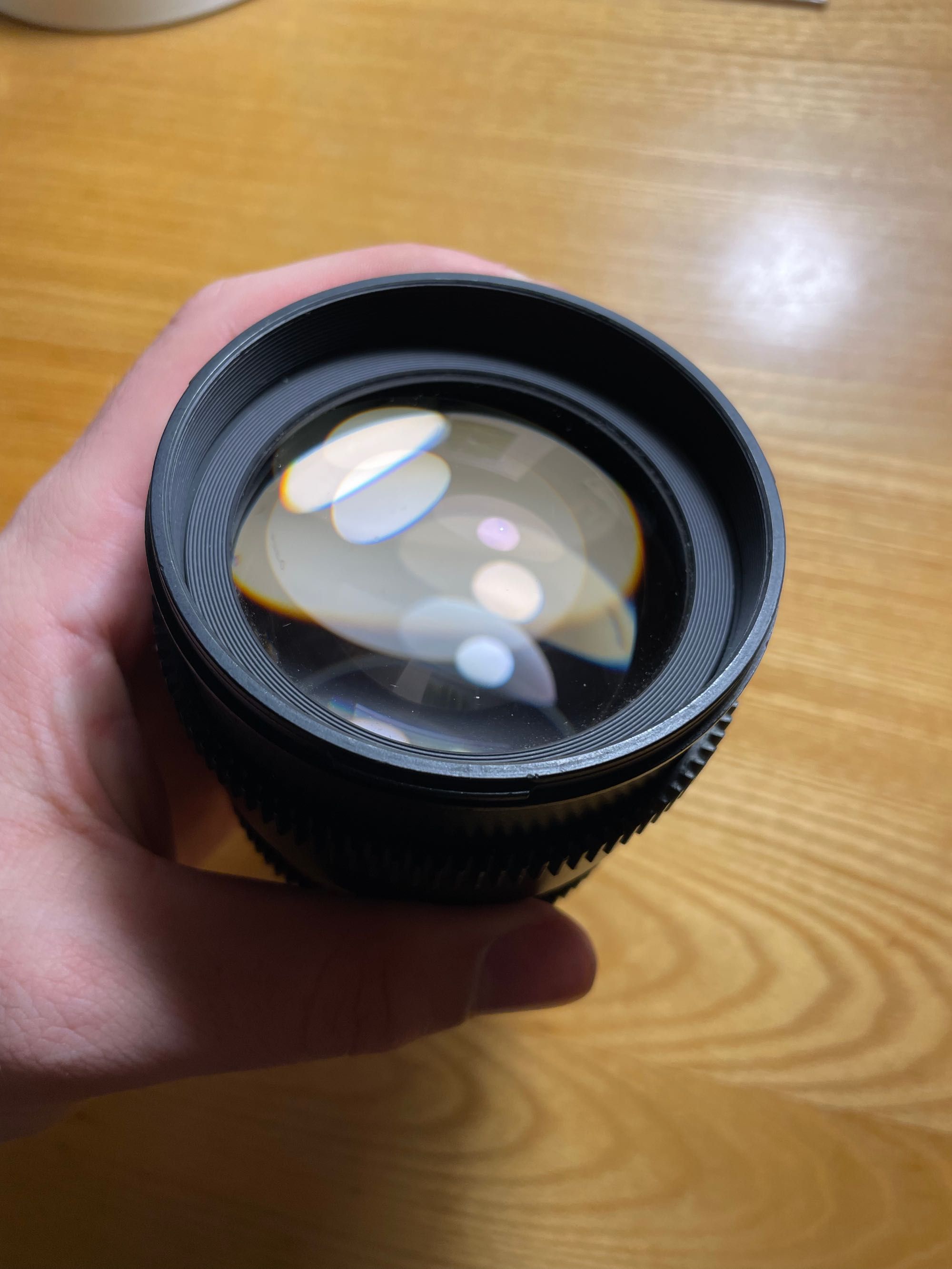 Vând Canon 6D + Obiective Samyang CineLens (f/1.5)