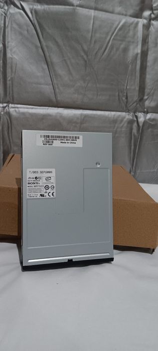 Unitate de discheta interna Sony