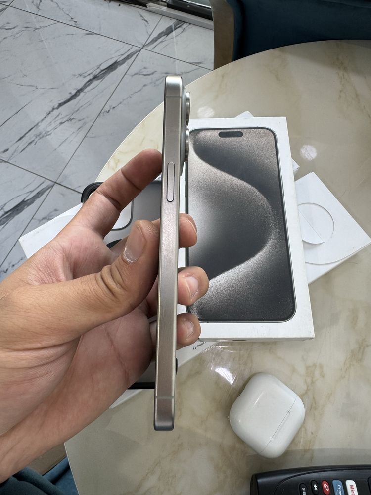 Iphone 15 pro max 256gb VNA