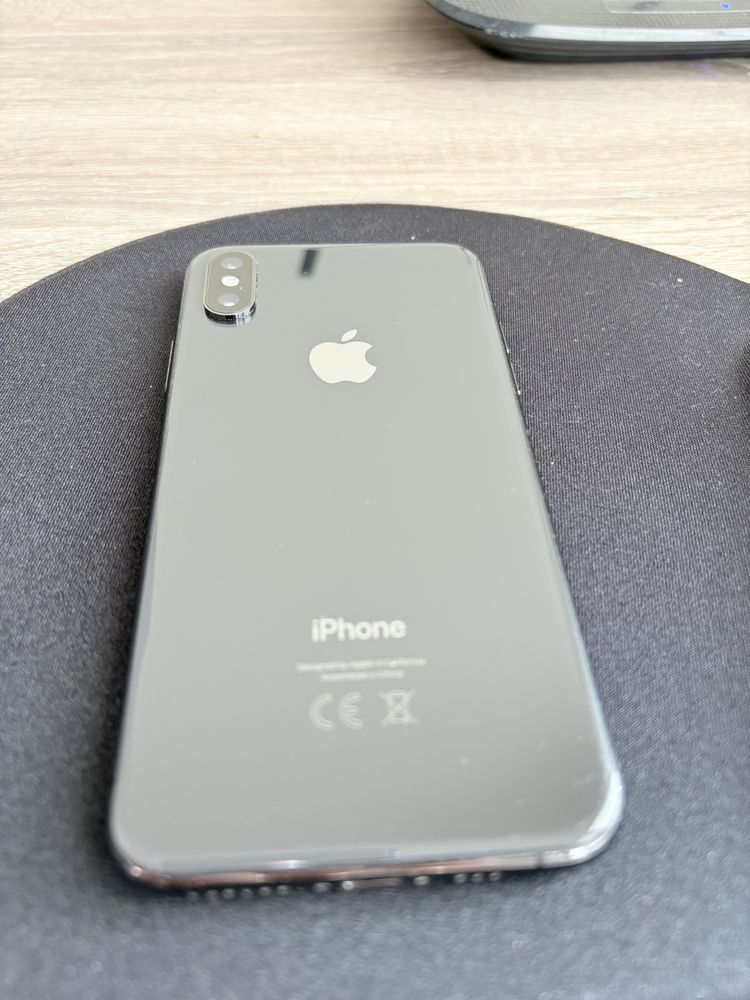 Iphone X 64GB + кейс
