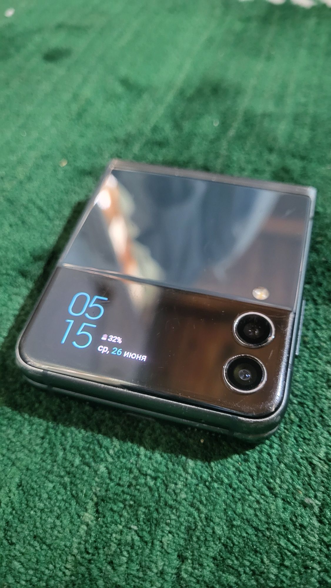 Samsung galaxy z flip 3