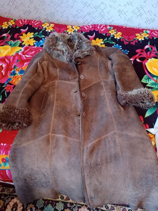 Продам теплую одежду