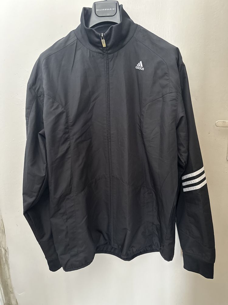 Яке Adidas ново XL