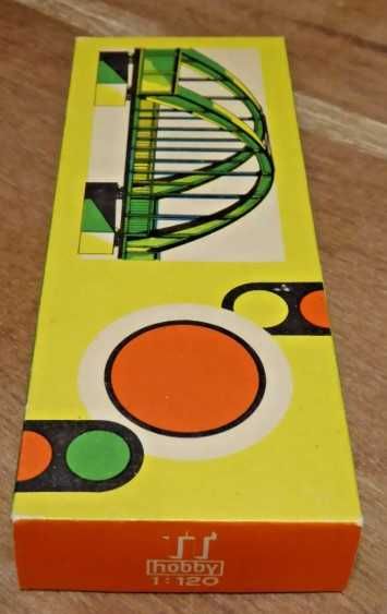 Pod diorama scara TT trenulet electric